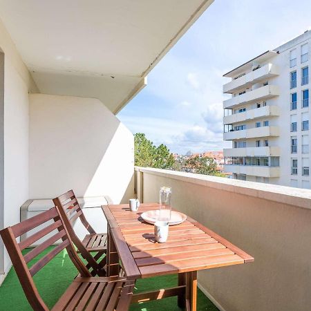 Studio Moderne 2* Avec Balcon, Parking, Wi-Fi - Quartier Larochefoucauld A Biarritz - Fr-1-3-487 Exterior foto