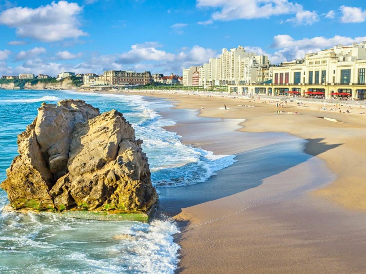 Studio Moderne 2* Avec Balcon, Parking, Wi-Fi - Quartier Larochefoucauld A Biarritz - Fr-1-3-487 Exterior foto